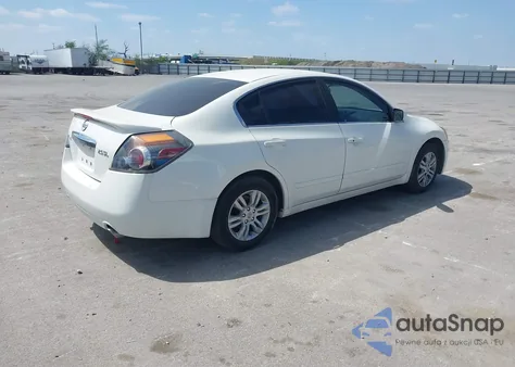 2011 Nissan Altima 2.5 S z USA, uszkodzony, nr VIN 1N4AL2AP2BN481710